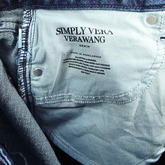 Simply Vera Vera Wang Blue Denim Jean Shorts Cuffed Size 8 Short - Picture 4 of 5